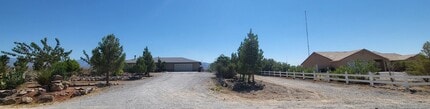 831 David Adam Rd in Pahrump, NV - Building Photo - Building Photo
