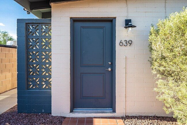 639-643 E Lee St in Tucson, AZ - Building Photo - Building Photo