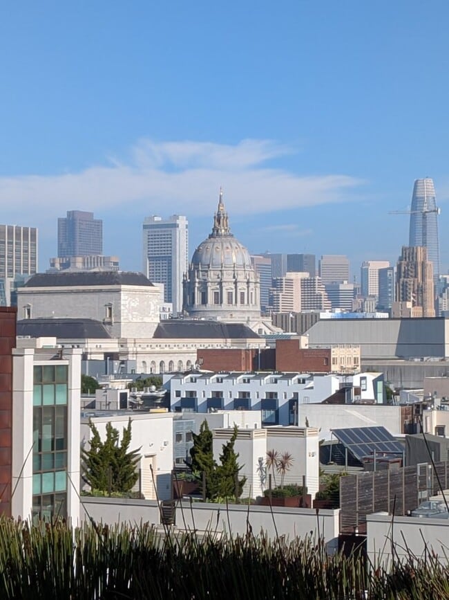 property at 400 Laguna St