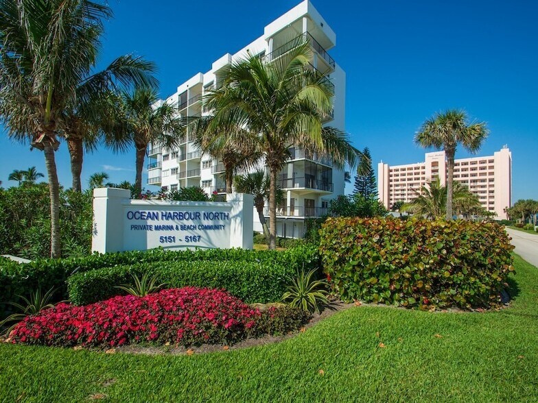 5167 N Hwy A1A, Unit 602 in Fort Pierce, FL - Building Photo