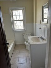 1241 Wolcott Rd in Wolcott, CT - Building Photo - Building Photo