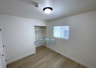 846 1/2-842 W Sepulveda St in Los Angeles, CA - Building Photo - Building Photo