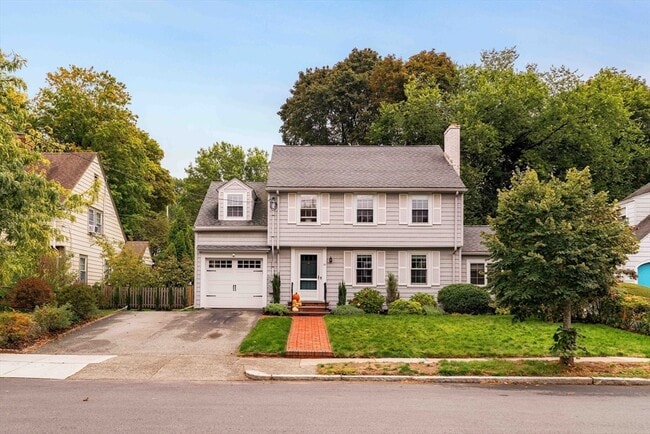 19 Trenton St in Melrose, MA - Building Photo - Building Photo