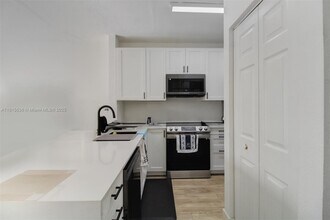 3330 NE 13th Cir Dr in Homestead, FL - Building Photo - Building Photo