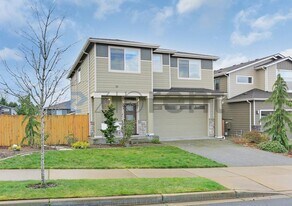 8206 14th St SE in Lake Stevens, WA - Building Photo