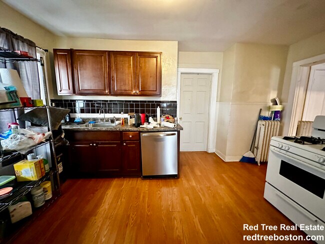 9 Radnor Rd in Boston, MA - Building Photo - Building Photo