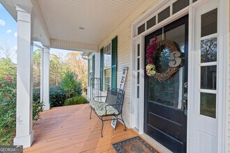 572 Austin Rd in Newnan, GA - Building Photo - Building Photo