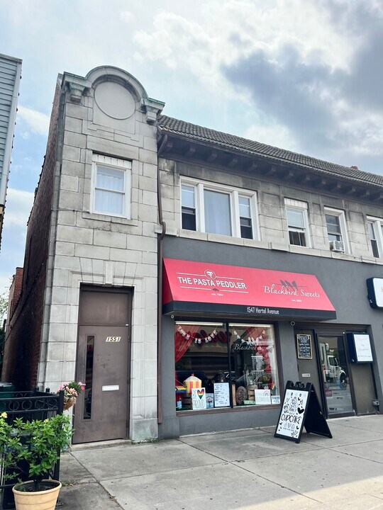 1551 Hertel Ave, Unit 10 in Buffalo, NY - Foto de edificio