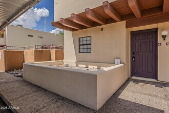 1028 S Ash Ave in Tempe, AZ - Building Photo - Building Photo