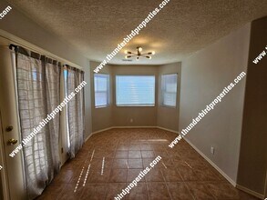 76 2nd St SE in Rio Rancho, NM - Building Photo - Building Photo