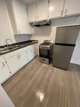 5307 Sepulveda Blvd, Unit 111 in Los Angeles, CA - Building Photo - Building Photo