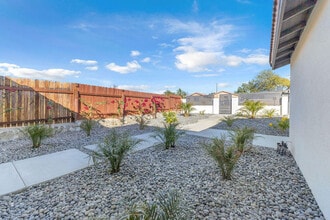 66125 2nd St in Desert Hot Springs, CA - Building Photo - Building Photo