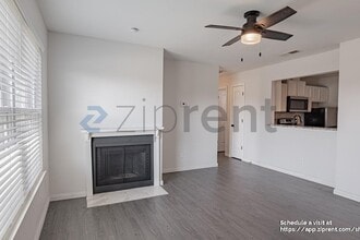 2200 E Trinity Mls Rd in Carrollton, TX - Building Photo - Building Photo