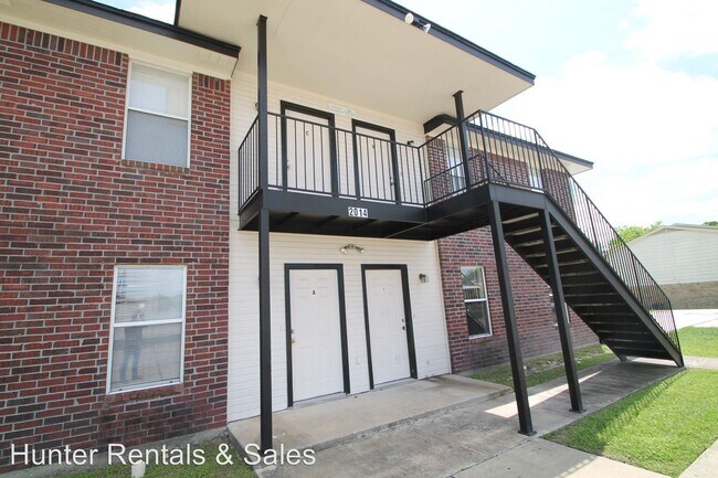 2014 Cedarhill Dr in Killeen, TX - Foto de edificio - Building Photo