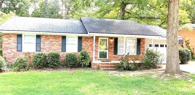 1908 Rolling Hills Rd