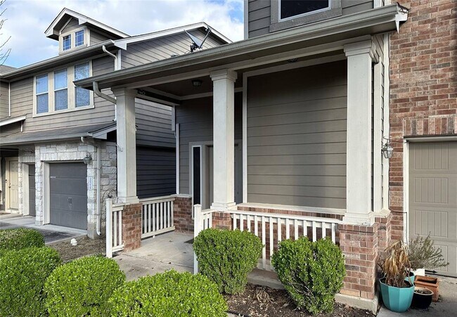10214 Maydelle Dr in Austin, TX - Building Photo - Building Photo