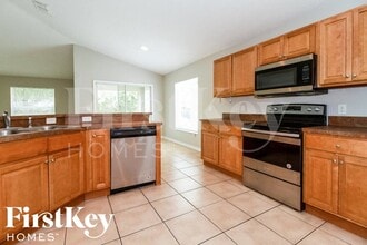 3924 Benson Park Blvd in Orlando, FL - Foto de edificio - Building Photo