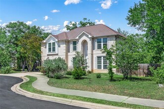 5400 Amanda Ellis Ct in Austin, TX - Building Photo - Building Photo