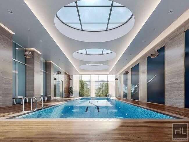 East 44th Street, Unit 10E in New York, NY - Building Photo - Building Photo