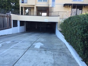 The Pinnacle in Vallejo, CA - Building Photo - Building Photo