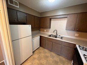 7120 Van Dorn St in Lincoln, NE - Building Photo - Building Photo
