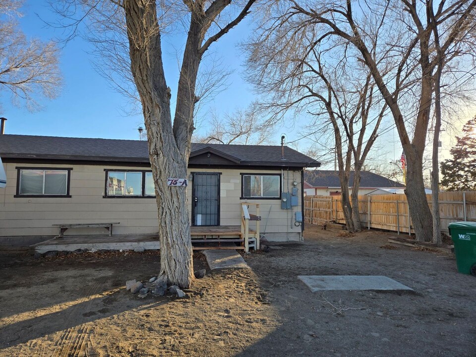 75 W Front St in Fernley, NV - Building Photo