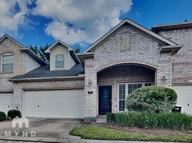 1127 Enclave Square E in Houston, TX - Building Photo