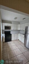 651 NE 46th Ct in Oakland Park, FL - Building Photo - Building Photo