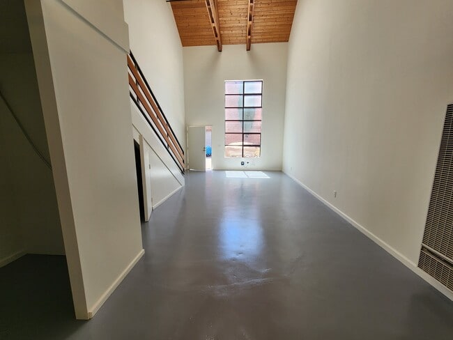 730 29th St, Unit #8C in Oakland, CA - Foto de edificio - Building Photo