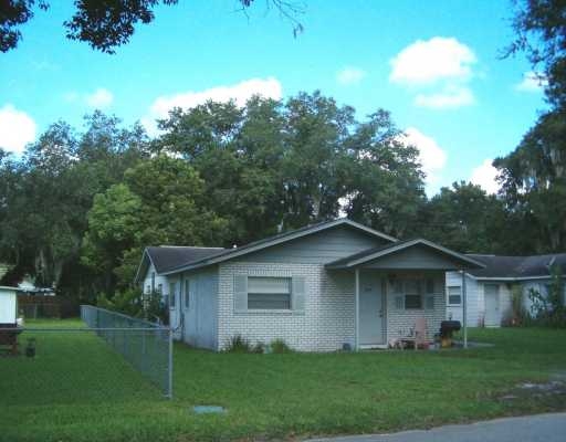 4841-4843 20th St in Zephyrhills, FL - Building Photo - Building Photo