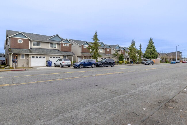Warner Street Townhomes
