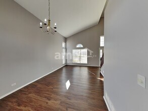 2036 Stephen St in Aurora, IL - Building Photo - Building Photo