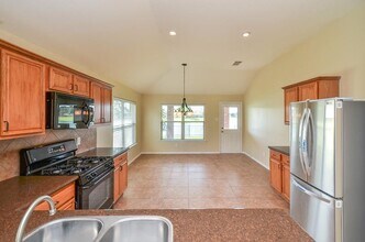 25523 Lockspur Dr in Richmond, TX - Building Photo - Building Photo