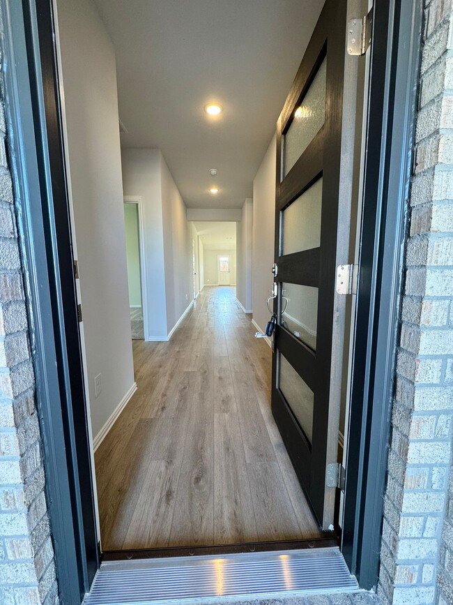 2010 Sycamore Ridge Trl in Van Alstyne, TX - Building Photo - Building Photo