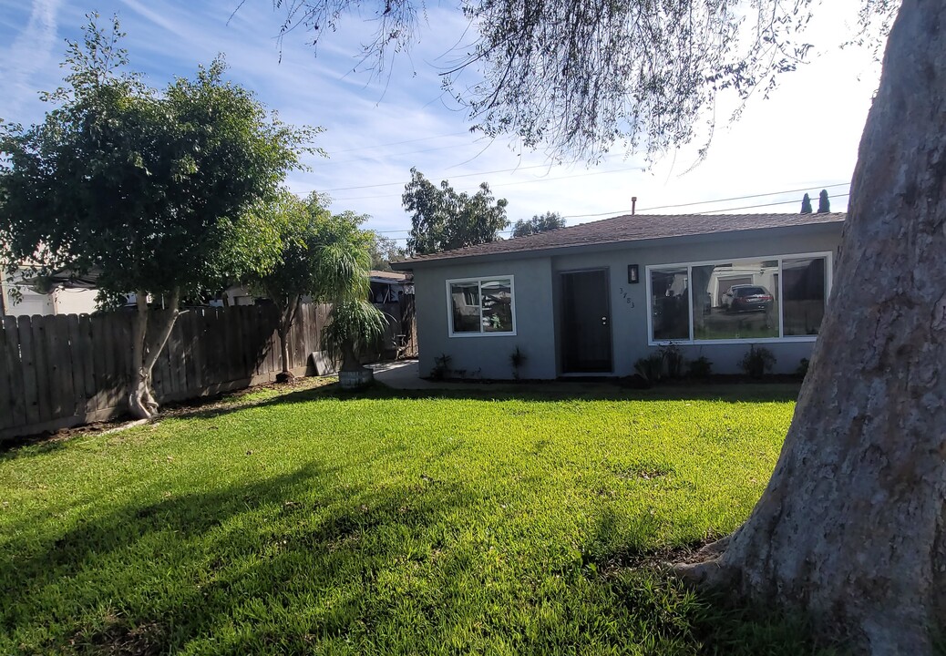 3783 Bancroft Dr in Spring Valley, CA - Building Photo