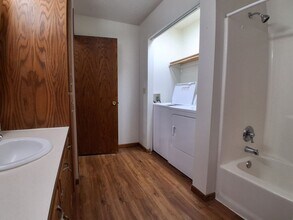 1806 35th St S in Fargo, ND - Building Photo - Building Photo