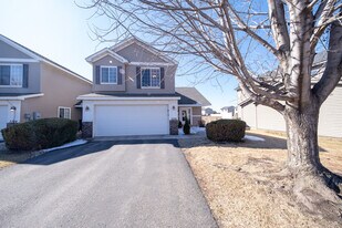 3292 Century Dr in Hastings, MN - Building Photo