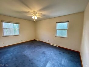 1859 Cromwell Dr in Akron, OH - Building Photo - Building Photo