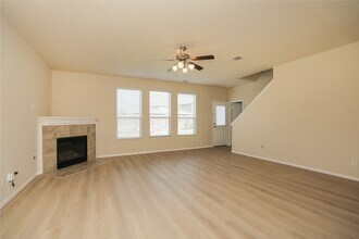 15011 Calico Heights Ln in Cypress, TX - Building Photo - Building Photo