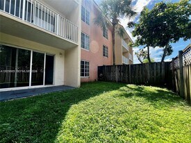 5201 Geneva Ct in Doral, FL - Building Photo