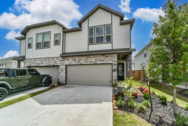 21115 Castroville Wy