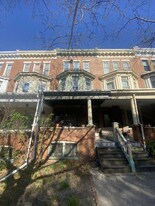 3125 N Calvert St in Baltimore, MD - Building Photo