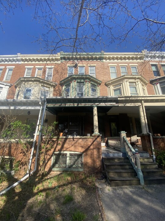 3125 N Calvert St in Baltimore, MD - Building Photo