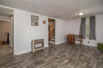 568 Catherine St in Lebanon, MO - Building Photo - Building Photo