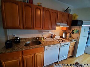 43 Bay State Rd in Boston, MA - Foto de edificio - Building Photo