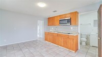 7877 Kensingham Ct photo'