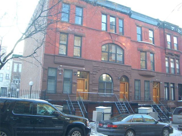 308-312 W 113th St in New York, NY - Building Photo