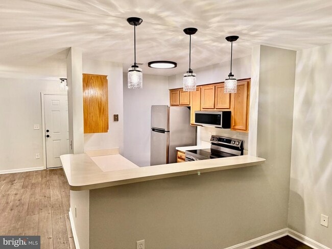 214 Fernwood Pl in Warrenton, VA - Foto de edificio - Building Photo