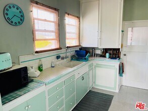 1108 S Sycamore Ave in Los Angeles, CA - Building Photo - Building Photo