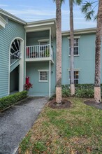 240 Promenade Dr in Dunedin, FL - Building Photo - Building Photo